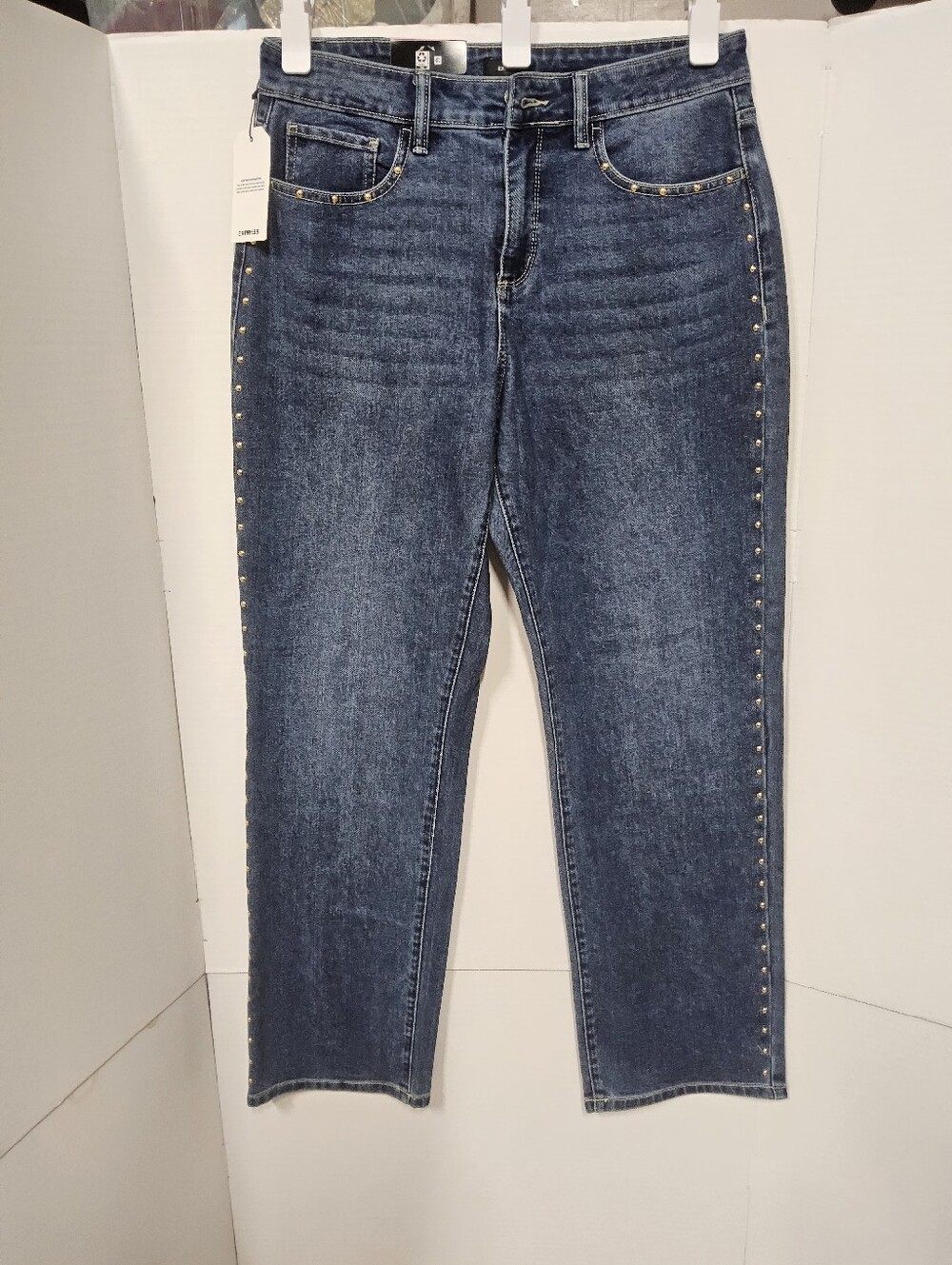 NWT Express Size 6 Women's Blue Embelisshed Straight Leg Jeans